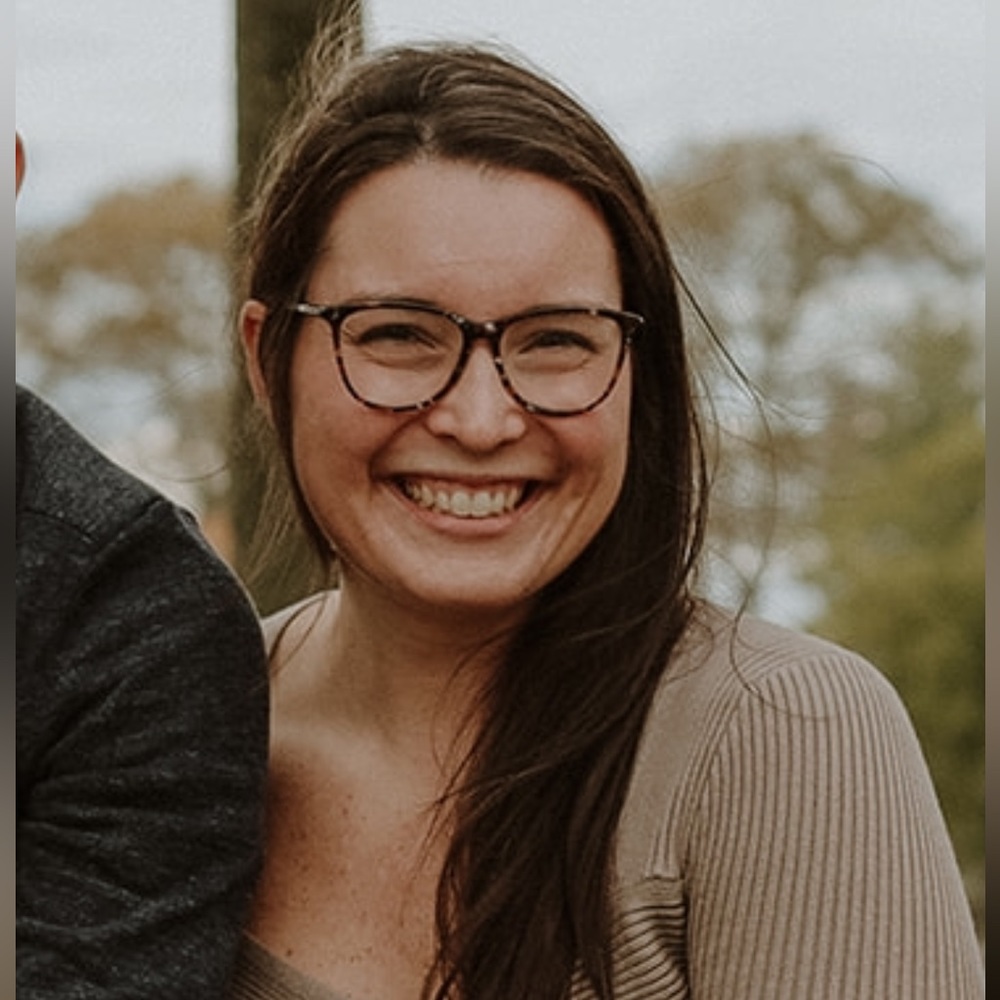 Meet your Posher, Christina